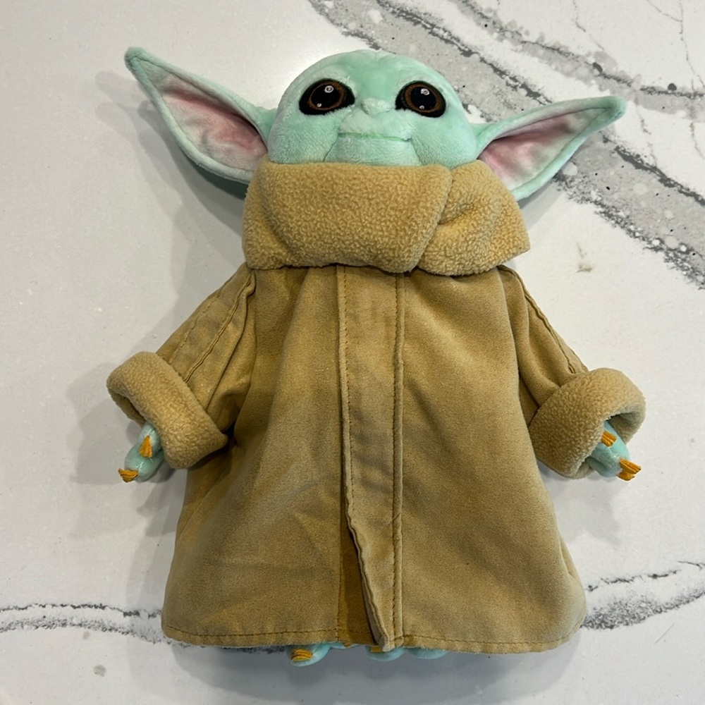 STAR WARS Disney Store Official Grogu The Child Figure Toy